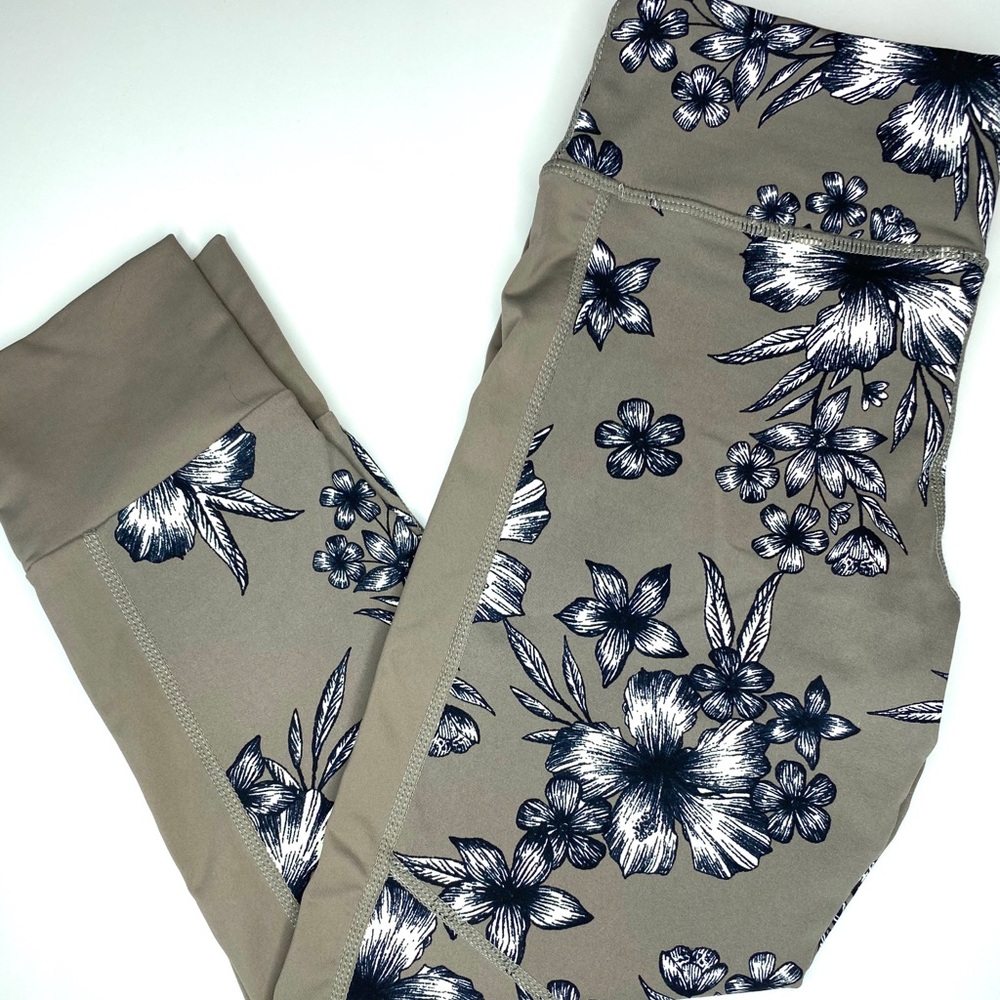 Mono B - Capri Workout Legging